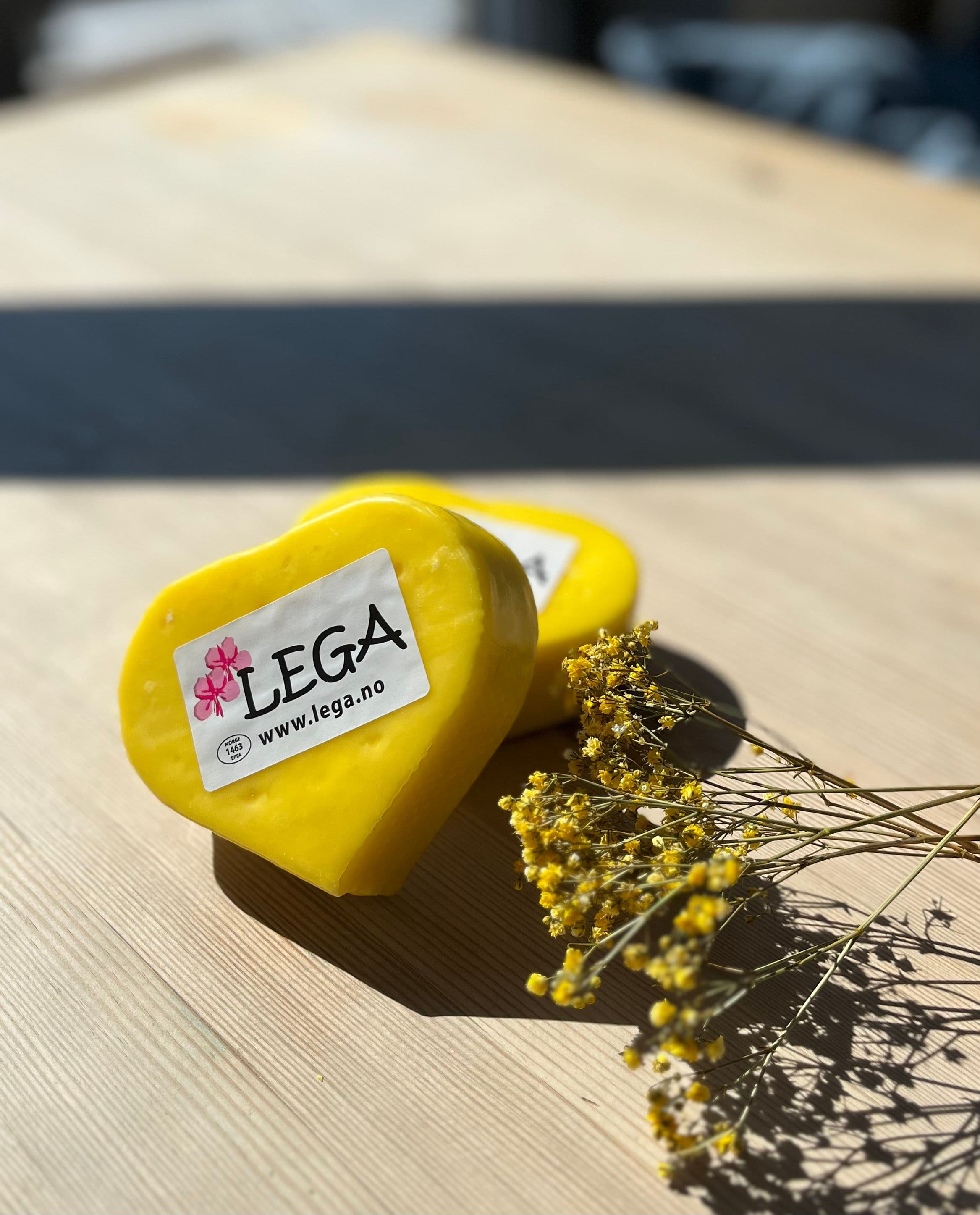 Hjuring yellow cheese